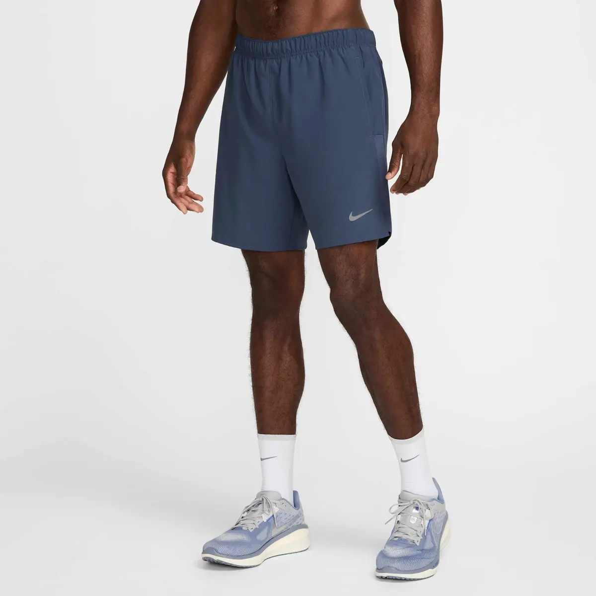 Шорты мужские Nike Challenger Dri-Fit 18Cm