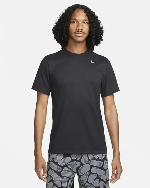 Футболка чоловіча Nike Dri-Fit Legend Men's Fitness T-Shirt