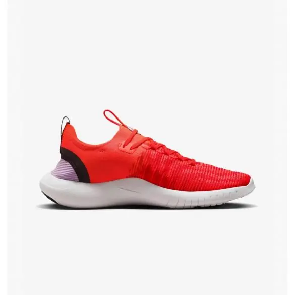 Кроссовки для бега женские Nike Free Run Nn Road Wmn