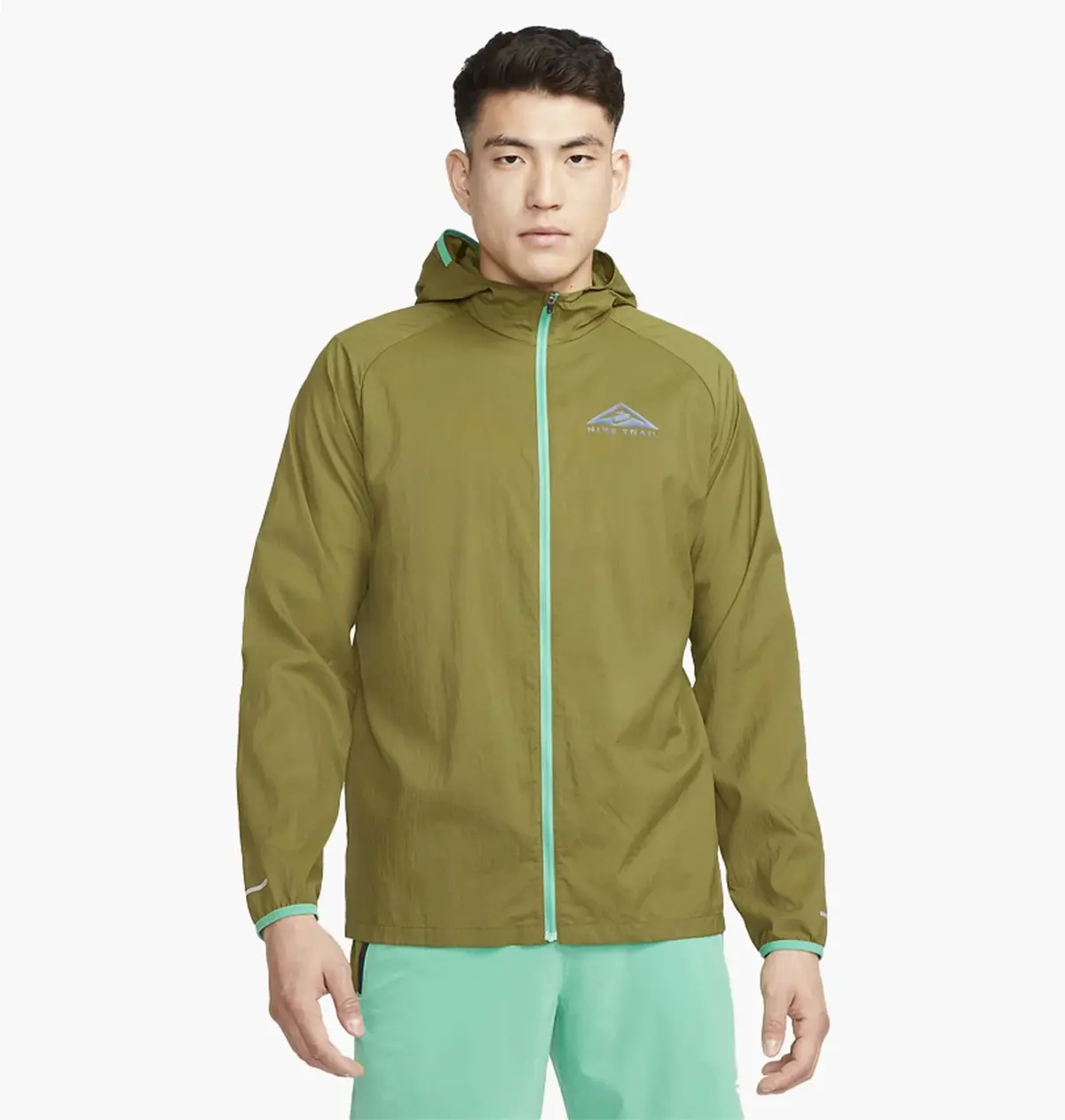 Вітровка чоловіча Nike Trail Aireez Olive