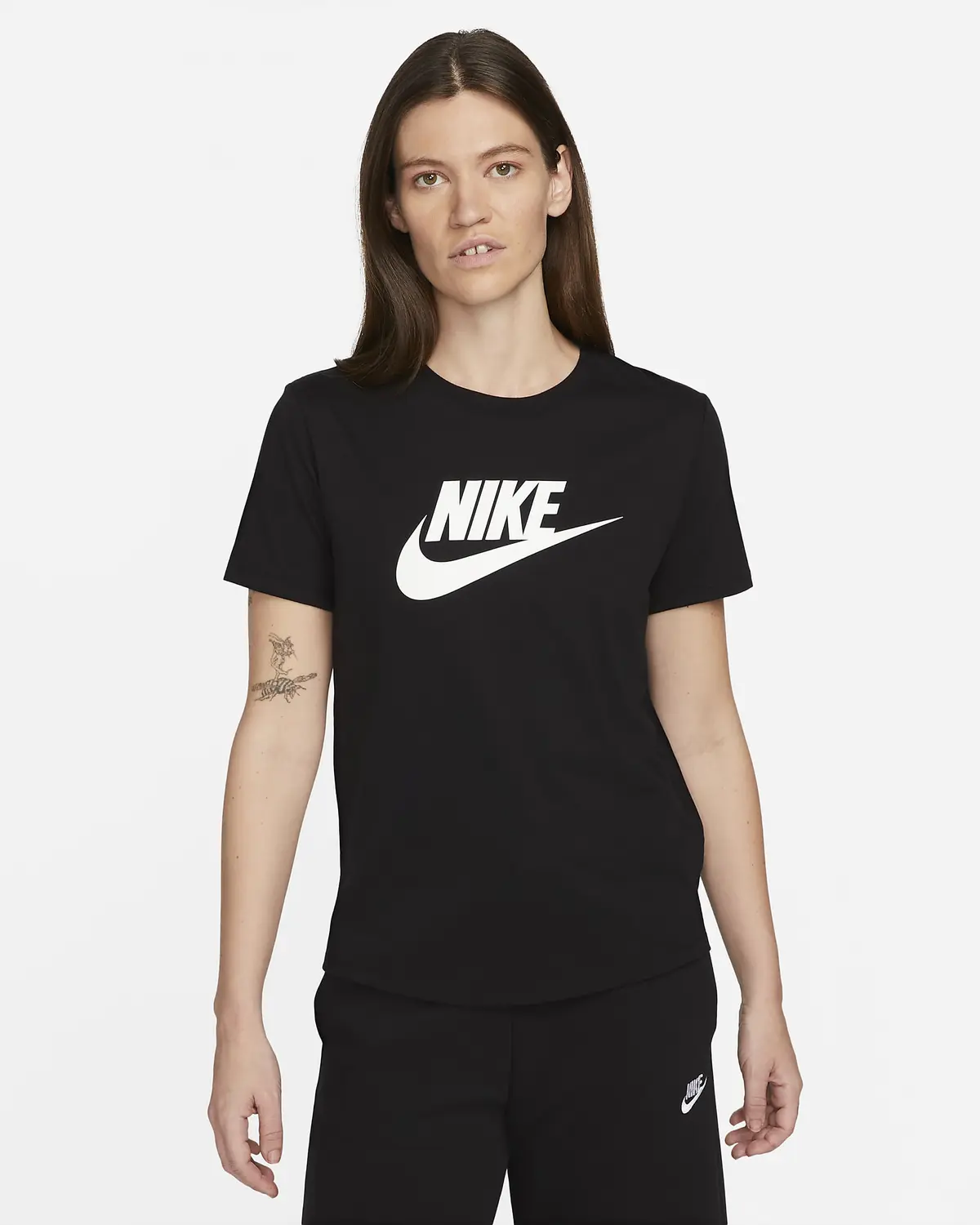 Футболка жіноча Nike Sportswear Essentials Women's Logo T-Shirt