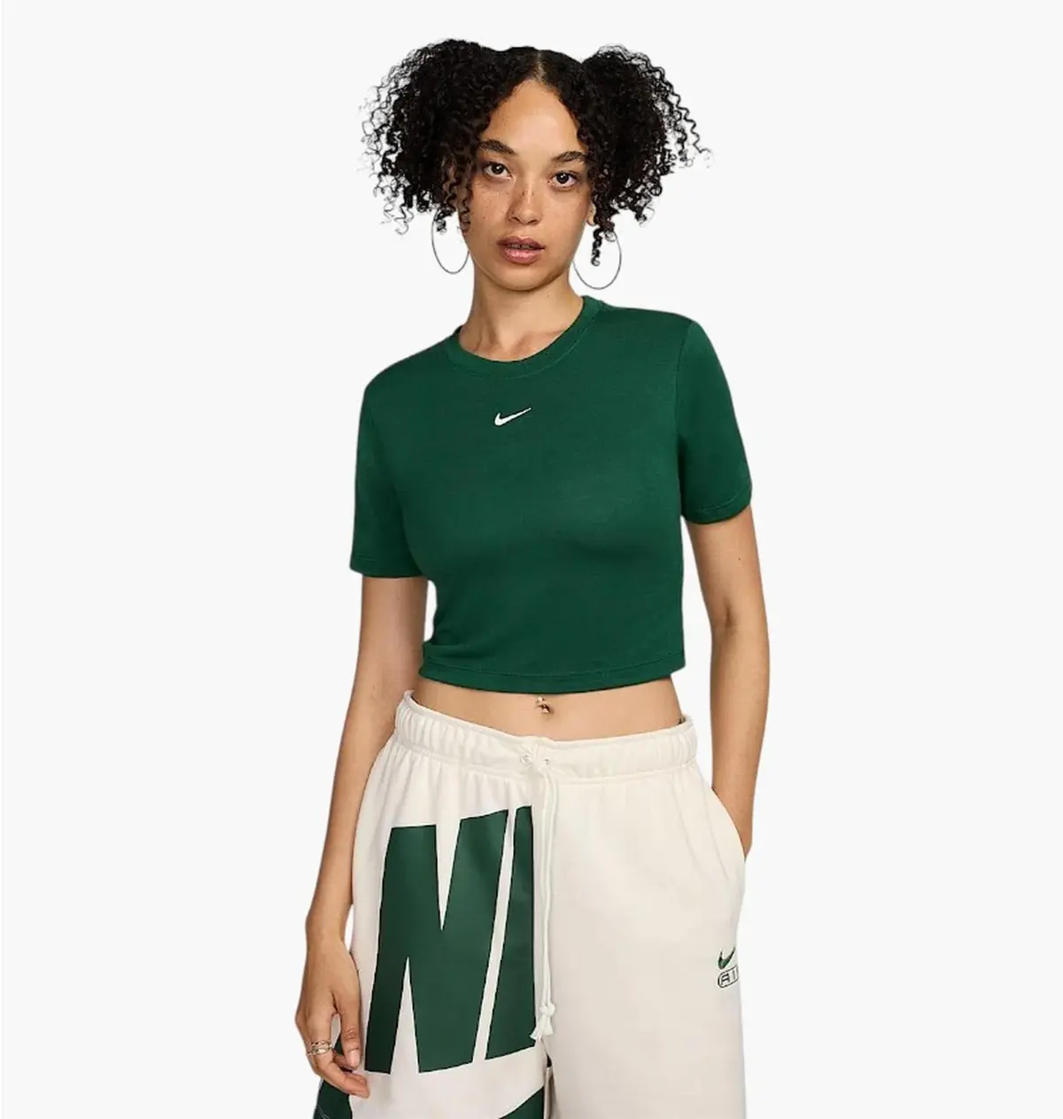 Футболка жіноча Nike Sportswear Essential Green