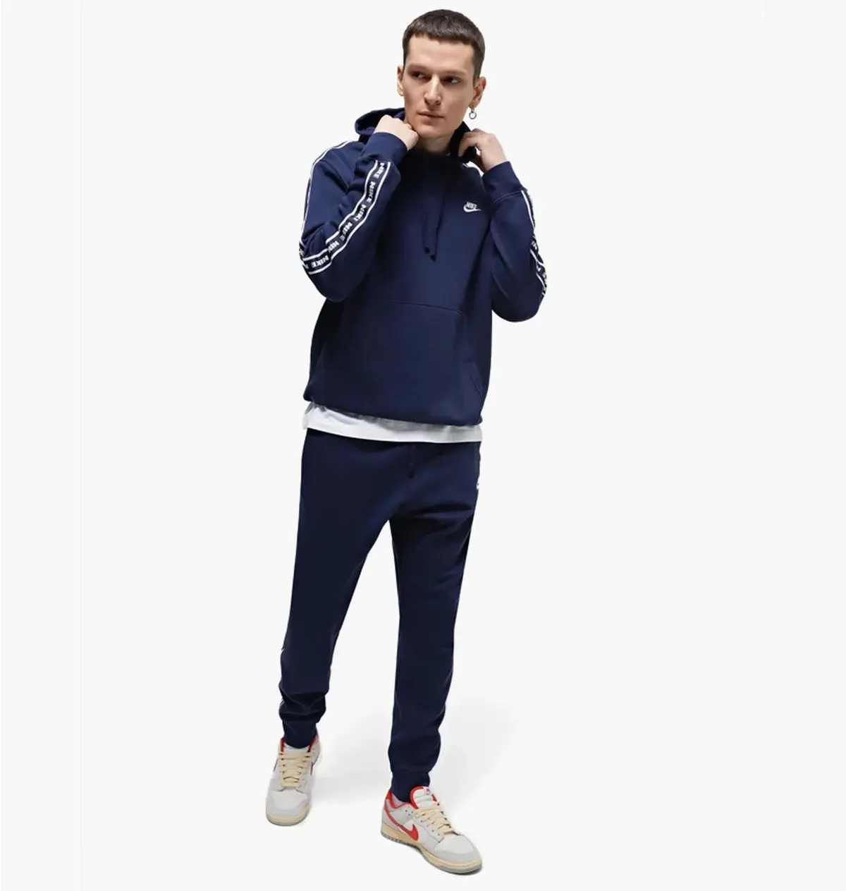 Спортивний костюм чоловічий Nike Club Fleece Graphic