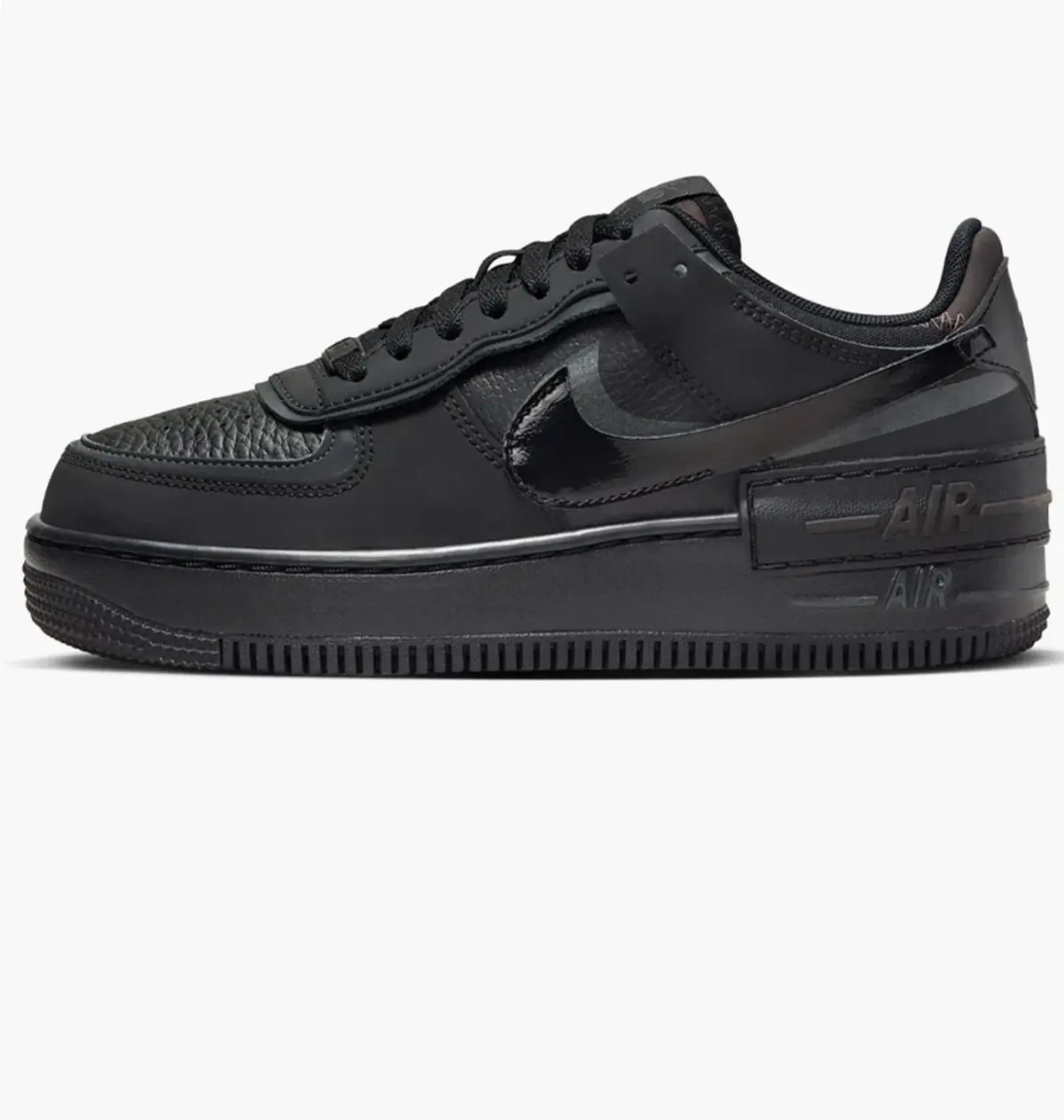 Кроссовки женские Nike Air Force 1 Shadow Takes On A “Triple Black” Finish