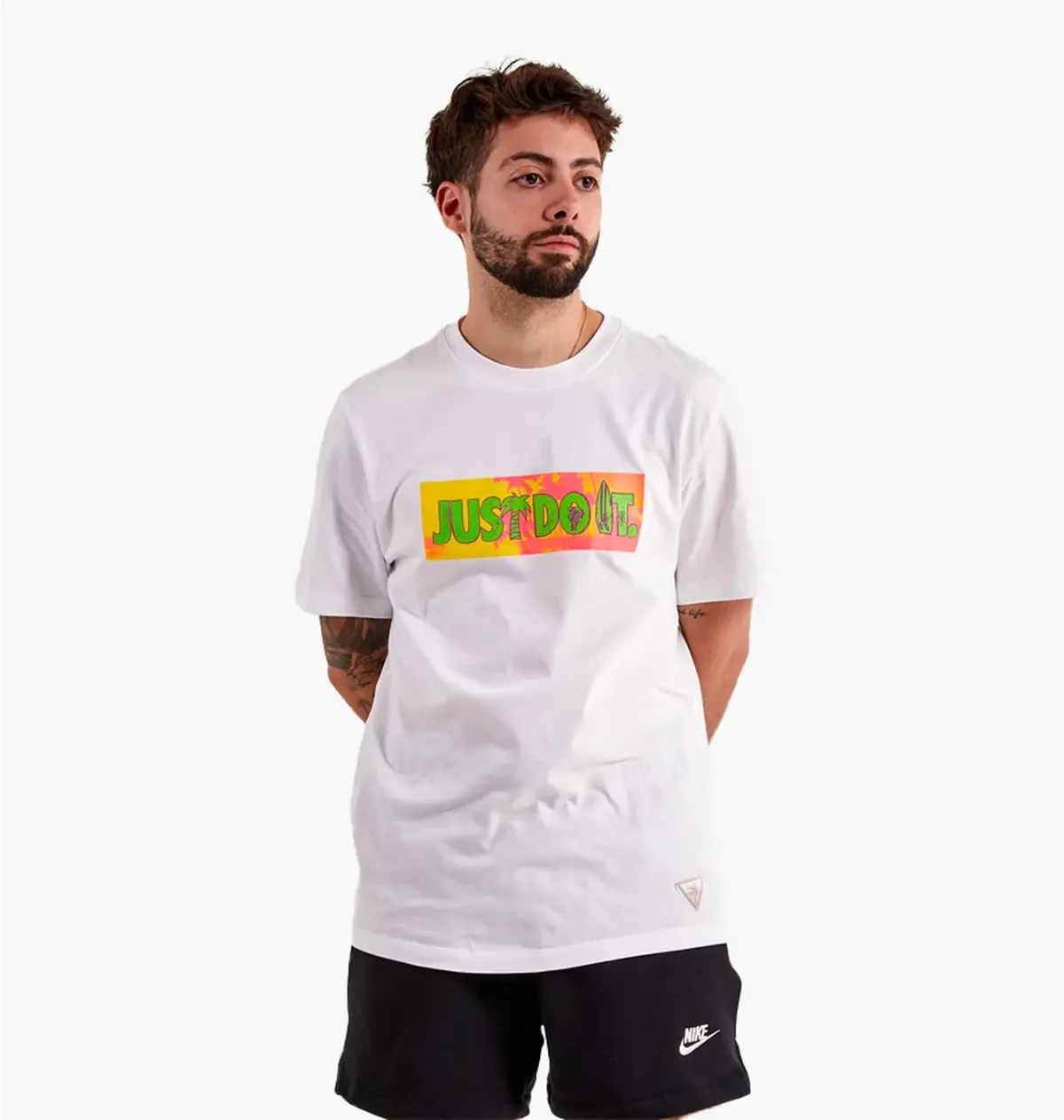 Футболка чоловіча Nike Beach Party Tee