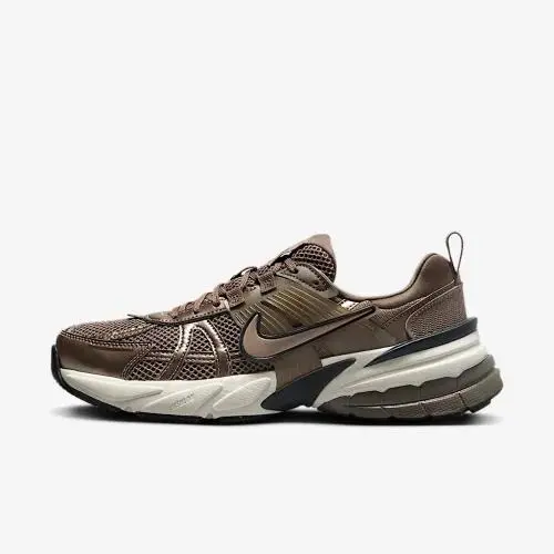 Кросівки жіночі Nike V2k Run