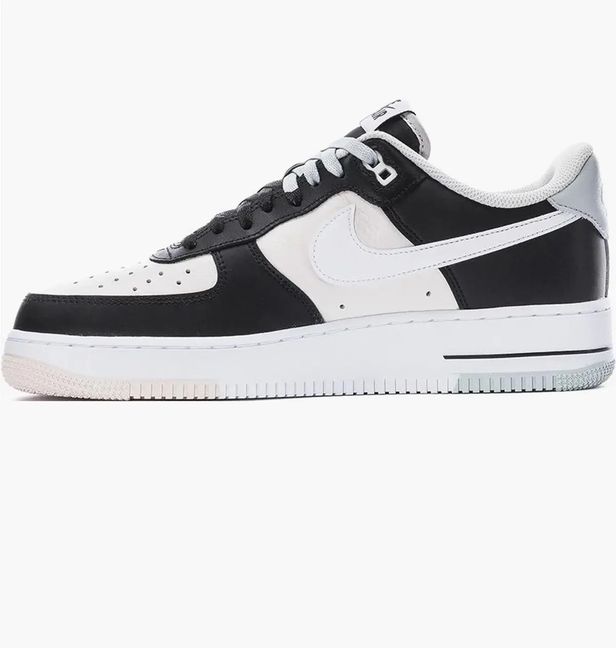 Кросівки чоловічі Nike Air Force 1 '07 Lv8