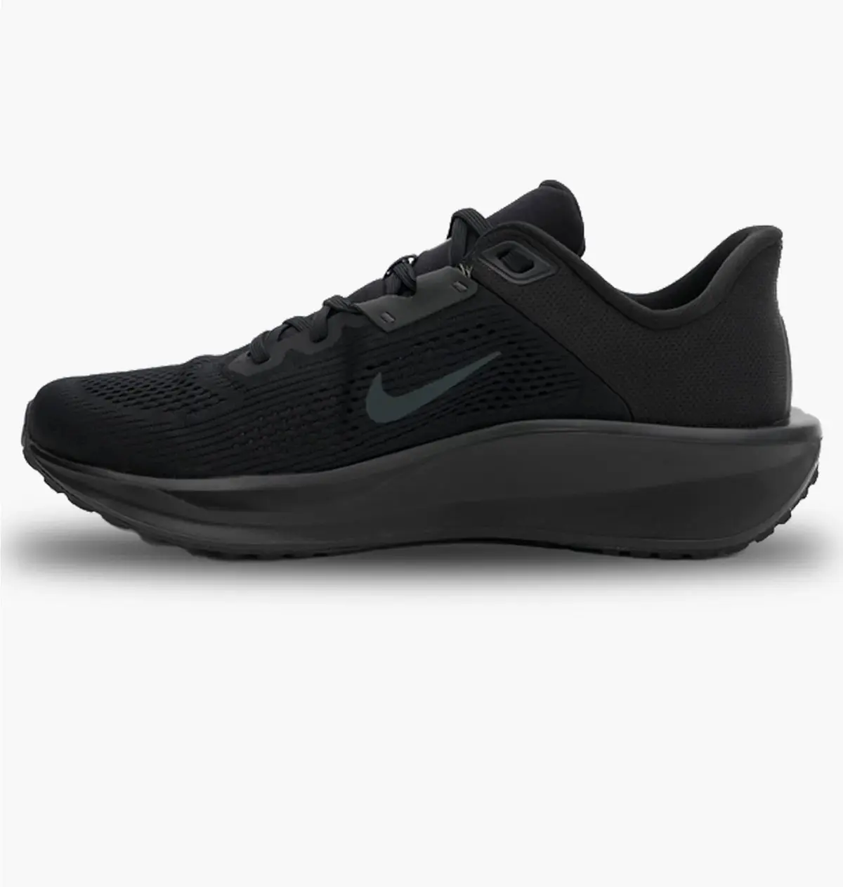 Кросівки для бігу чоловічі Nike Quest 6