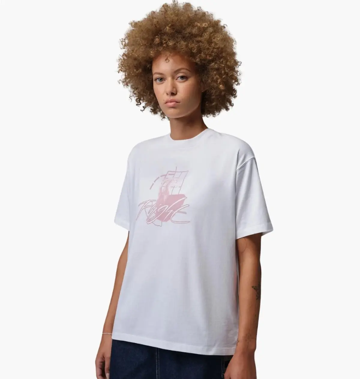 Футболка жіноча Nike Graphic White