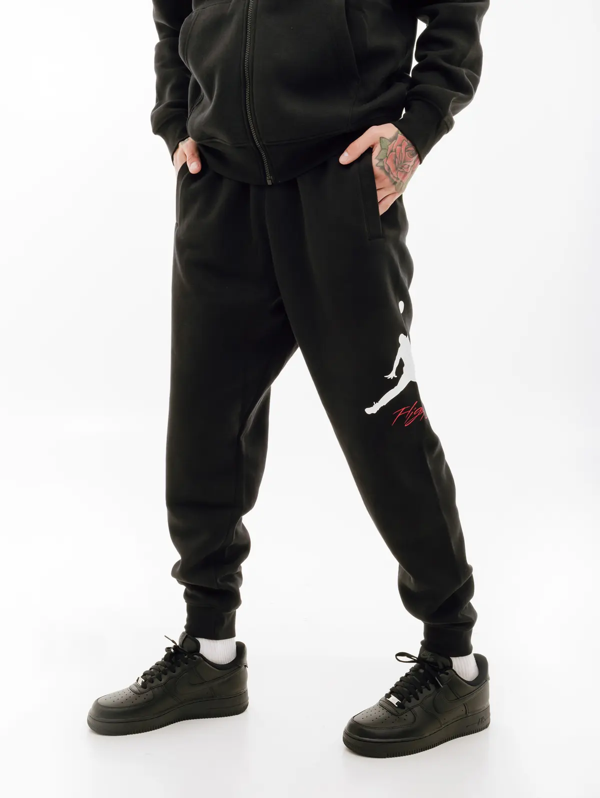 Брюки мужские Jordan Essentials Fleece Baseline Trousers