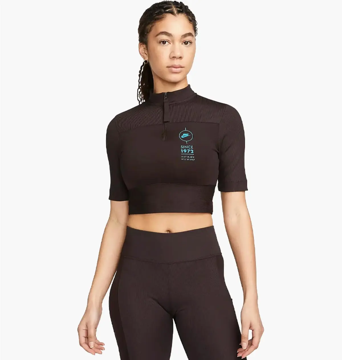 Спортивный топ женской Nike Sportswear Women's Ribbed Short-Sleeve Top