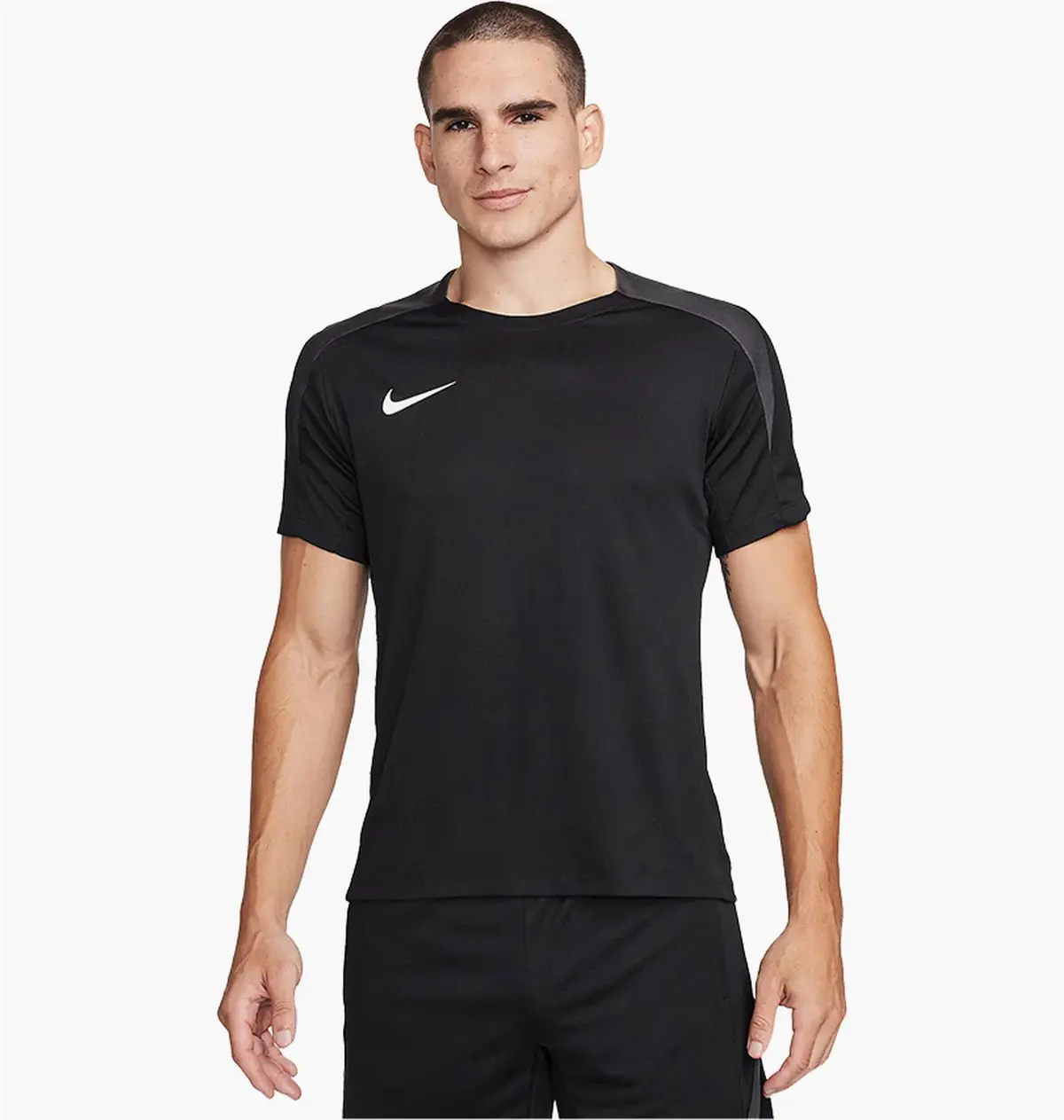 Футболка чоловіча Nike Dri-Fit Strike Black