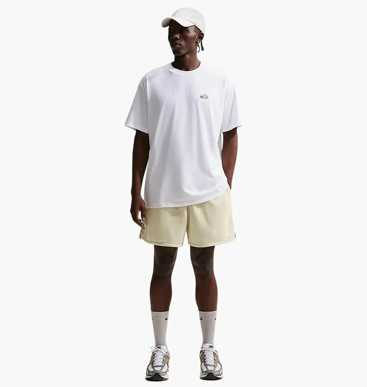 Шорти чоловічі Nike Club Mens French Terry Flow Shorts Beige