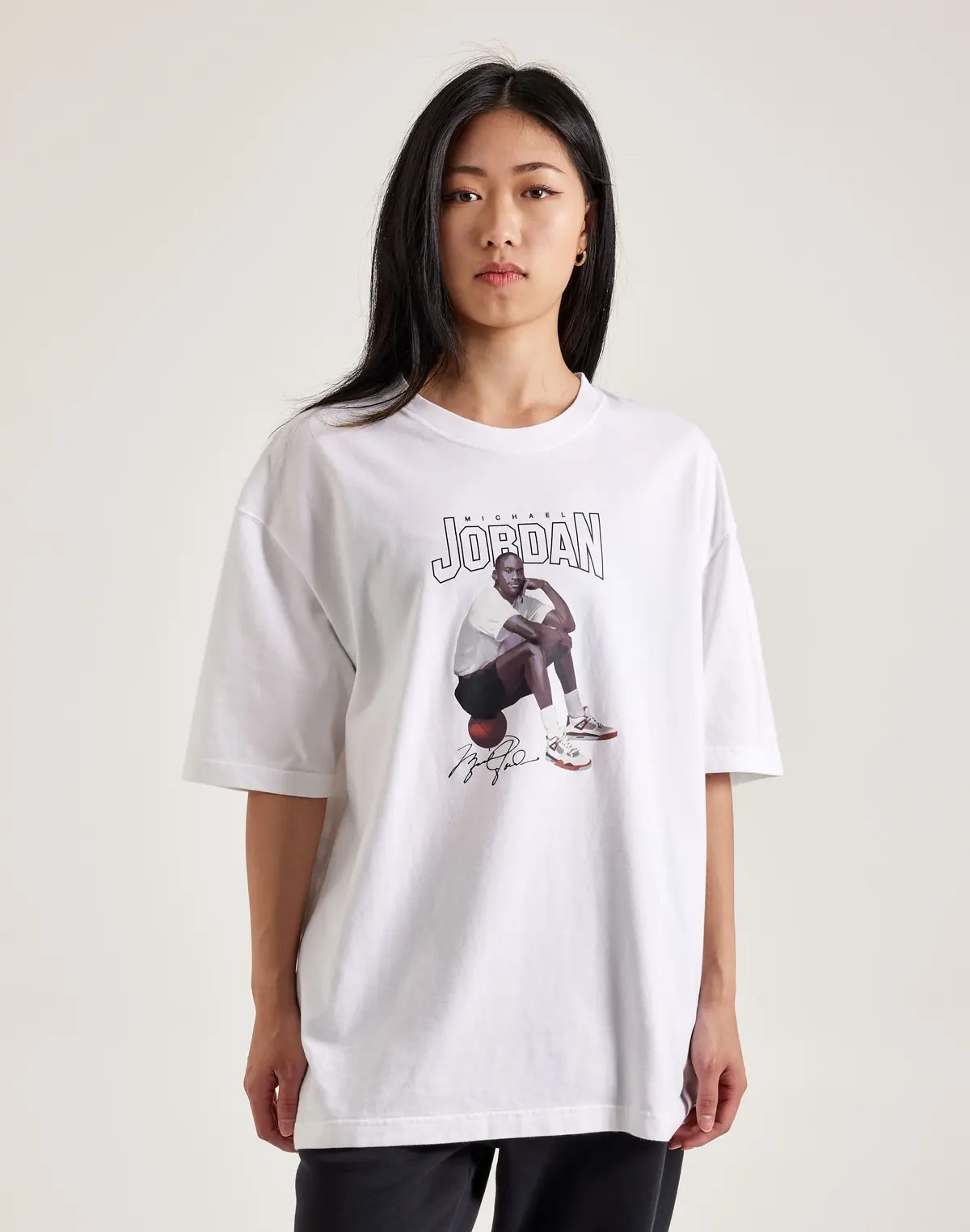 Футболка жіноча Jordan Short-Sleeve Oversized Graphic T-Shirt White
