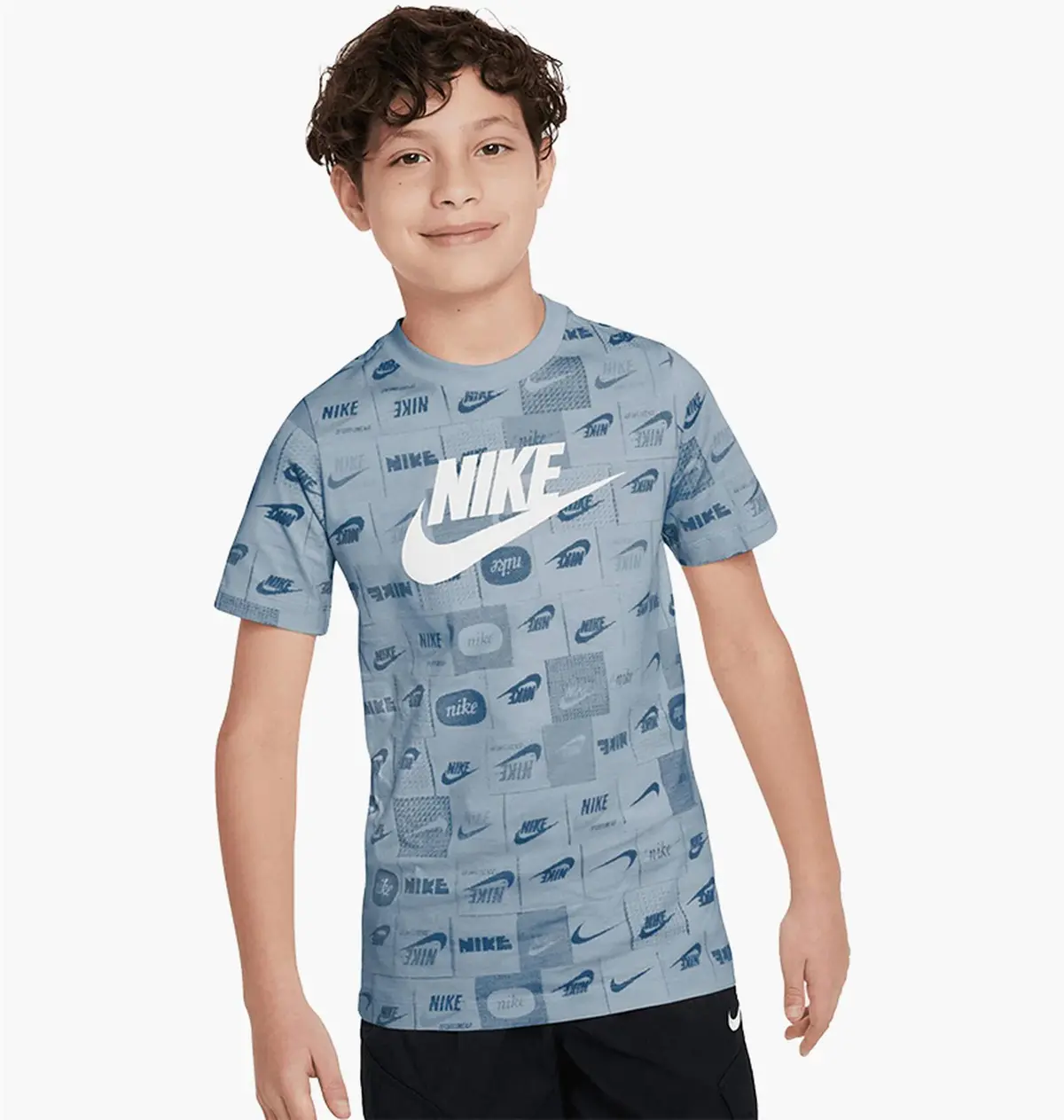 Футболка дитяча Nike Sportswear Older Kids' T-Shirt