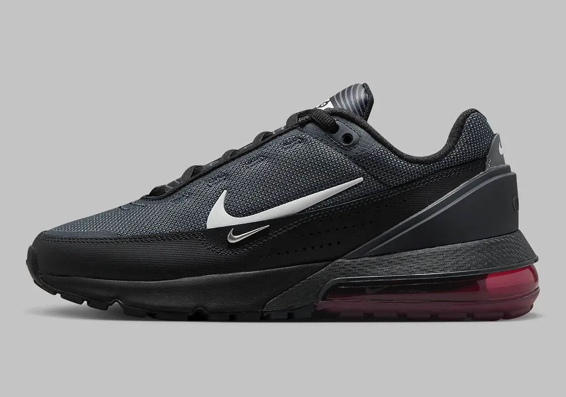 Кроссовки мужские Nike Air Max Pulse “Black/Varsity Red”