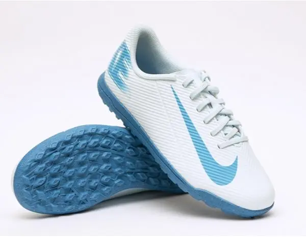 Сороконіжки дитячі Nike Jr Vapor 16 Club Tf