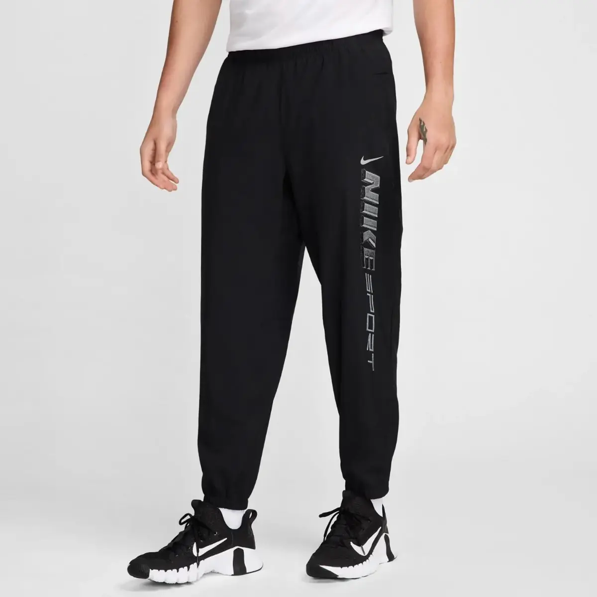 Брюки чоловічі Nike Dri-Fit Form Gfx Pant Tpr