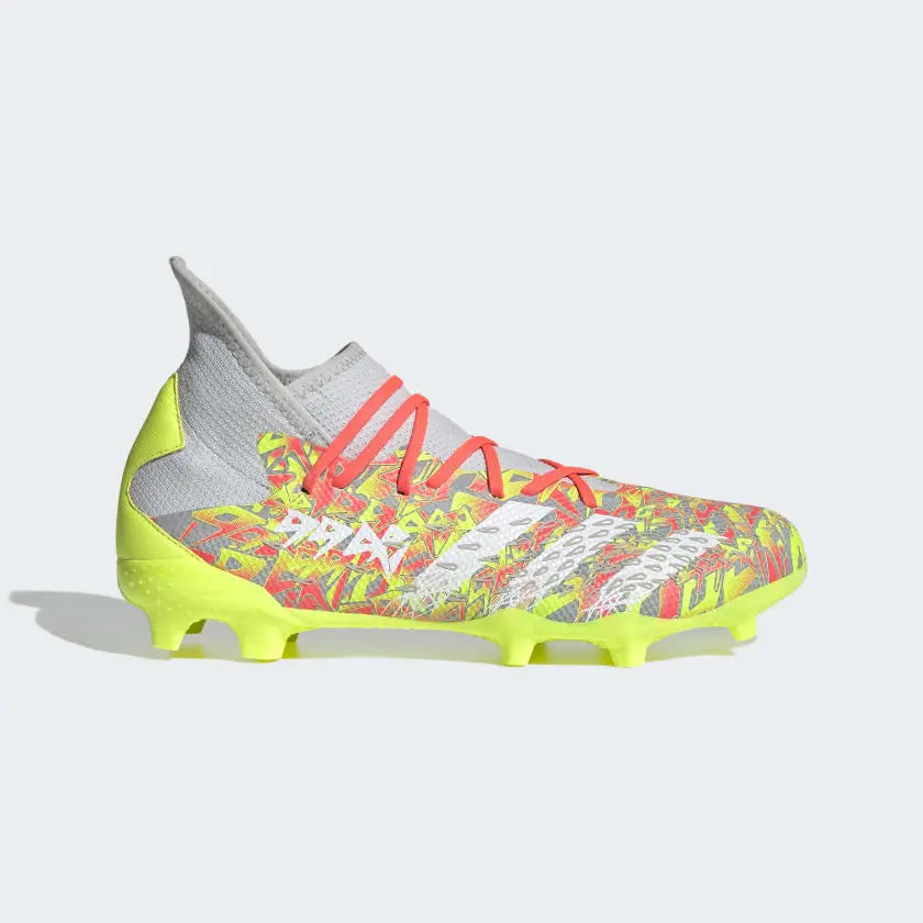 Бутсы мужские Adidas Predator Freak.3 Firm Ground Soccer Cleats