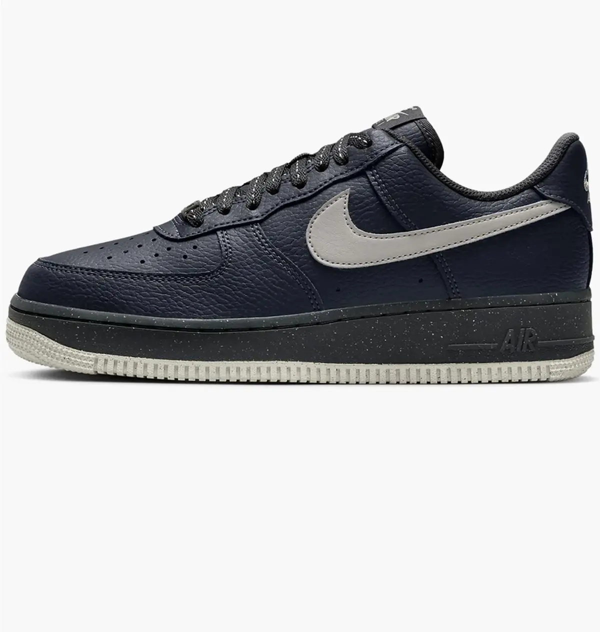 Кросівки жіночі Nike Air Force 1 07