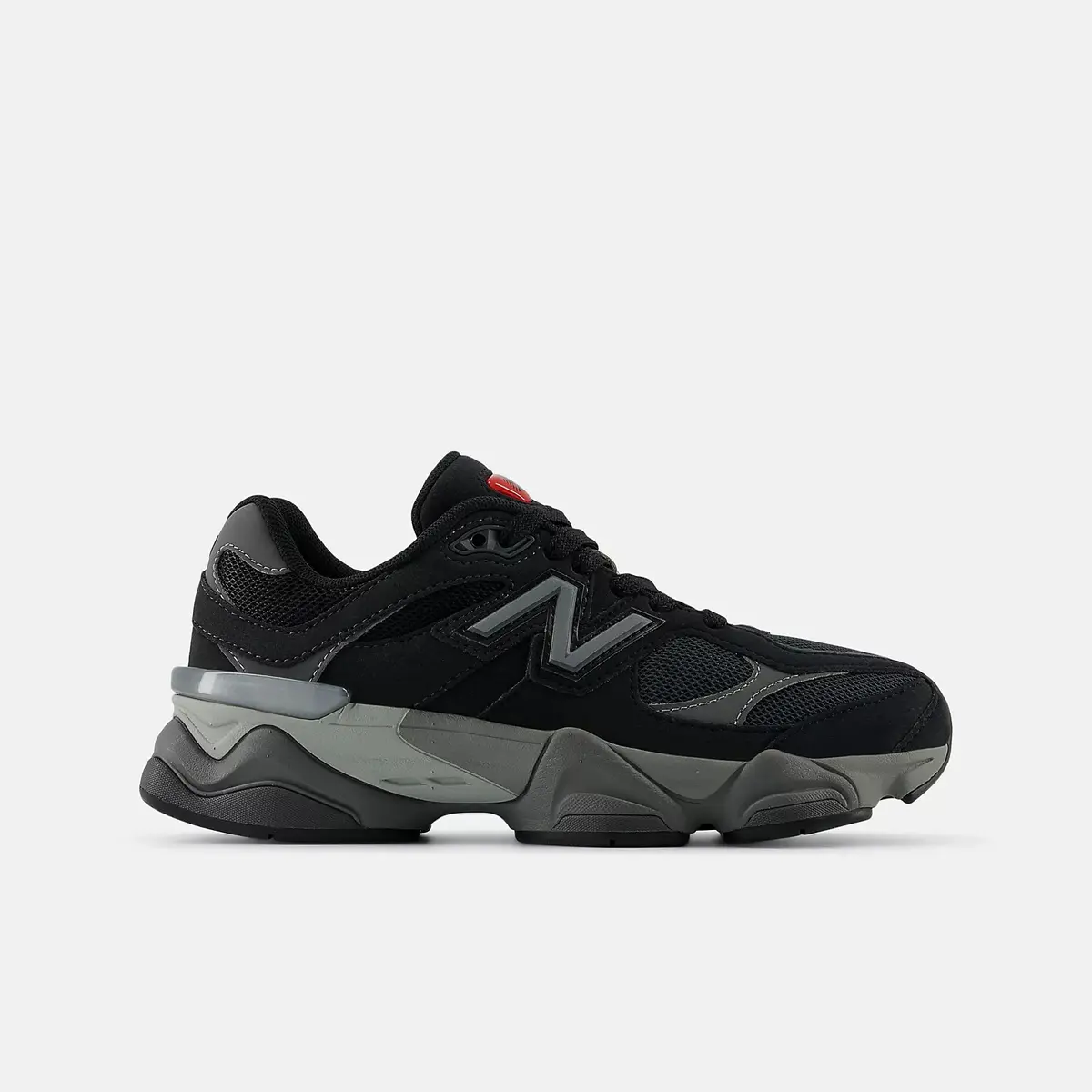 Кросівки жіночі New Balance 9060