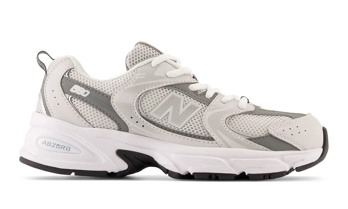 Кроссовки женские Nike 530