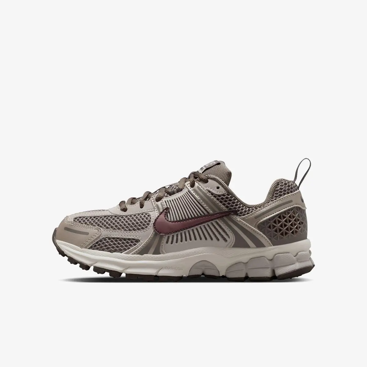 Кросівки жіночі Nike Vomero 5 (Gs)