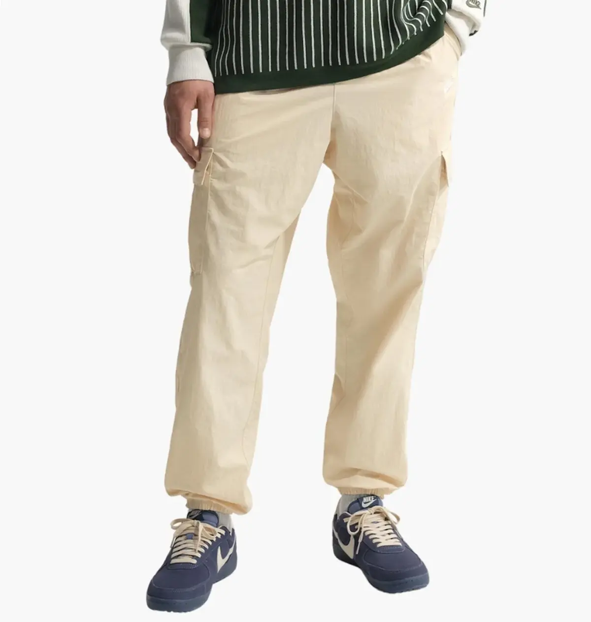 Брюки чоловічі Nike Club Cargo Beige