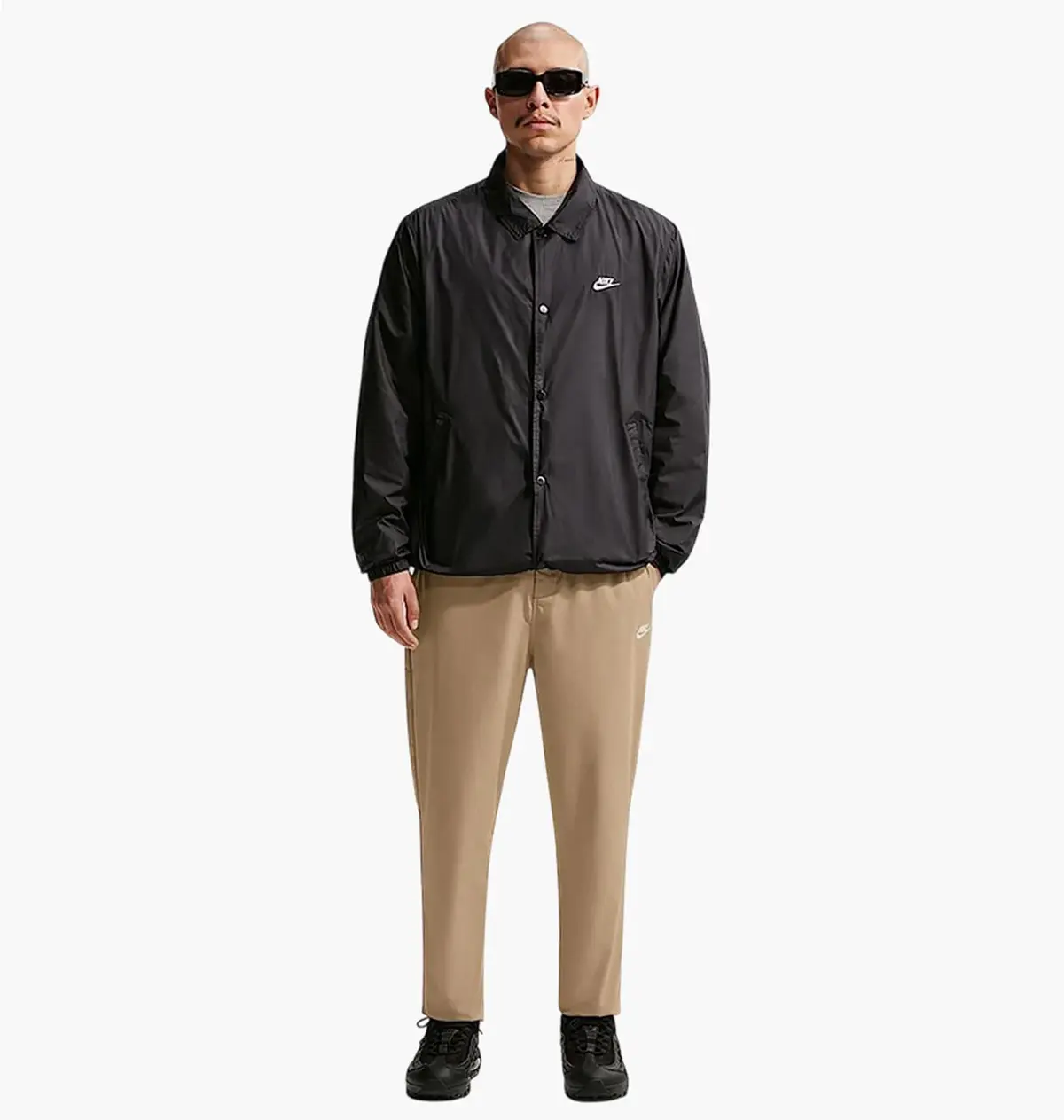 Брюки чоловічі Nike Club Mens Woven Tapered Pants Beige