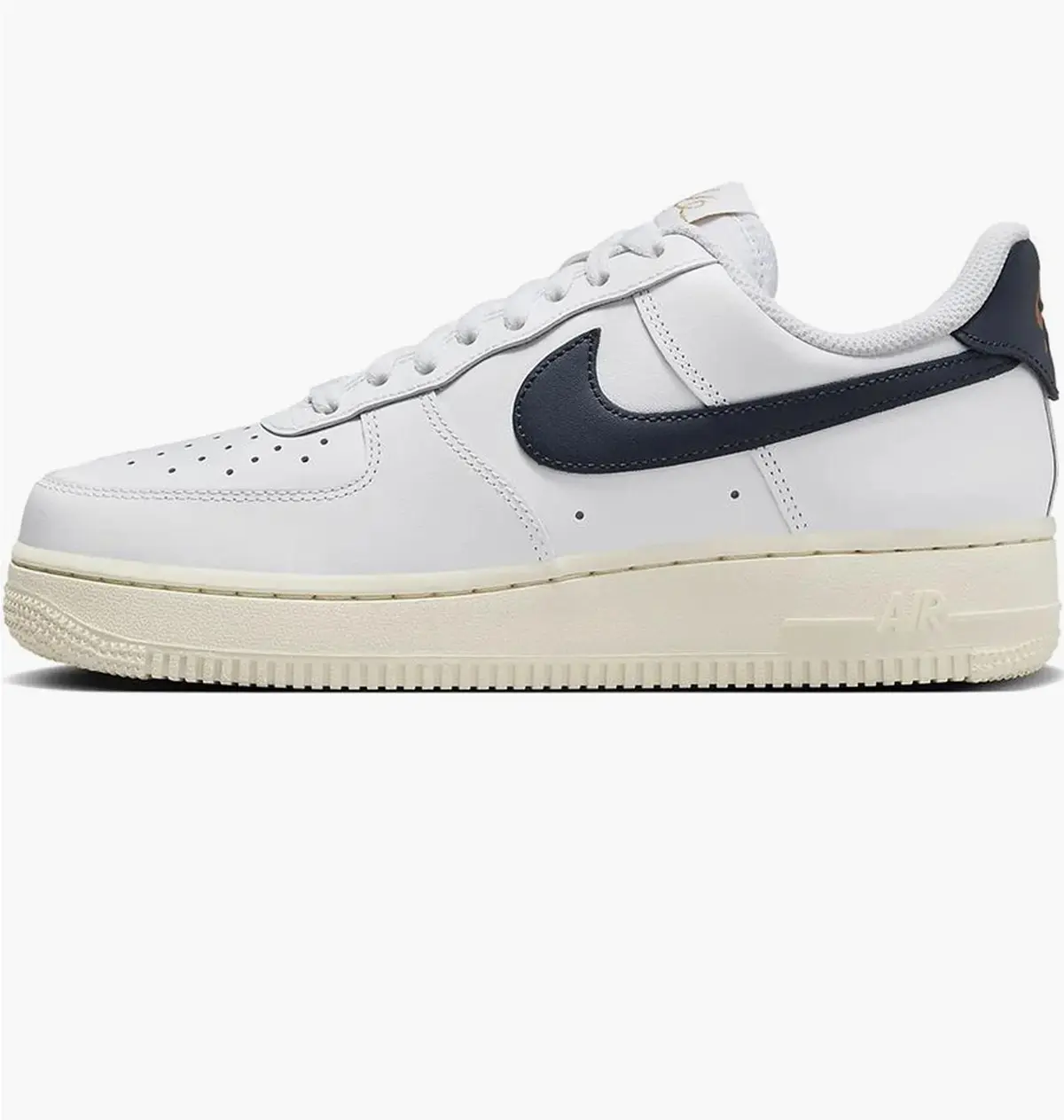 Кросівки жіночі Nike Air Force 1 '07 Flyease
