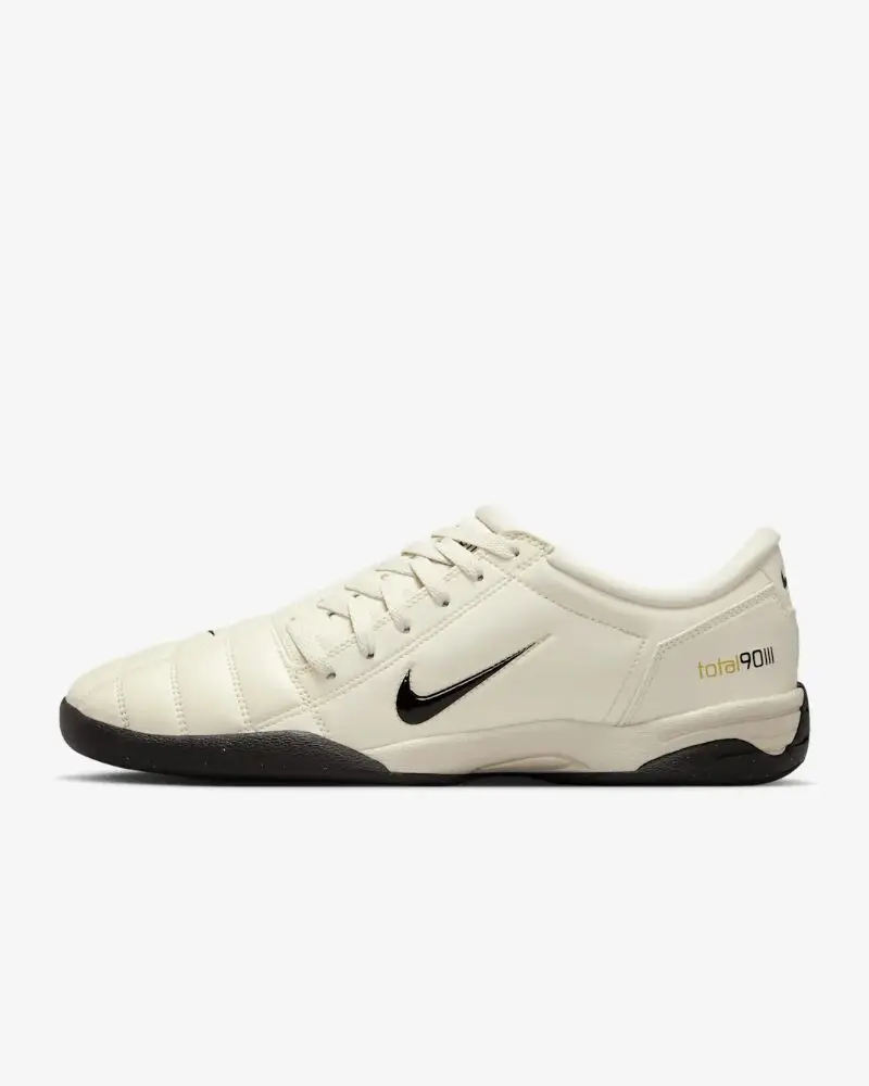 Кросівки чоловічі Nike Total 90 3 SP білі HJ9351-100