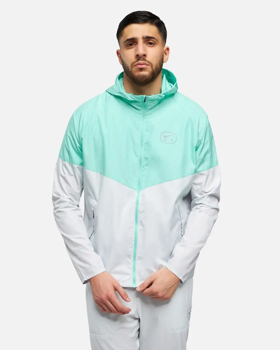 Вітровка чоловіча Nike Sportswear Air Run
