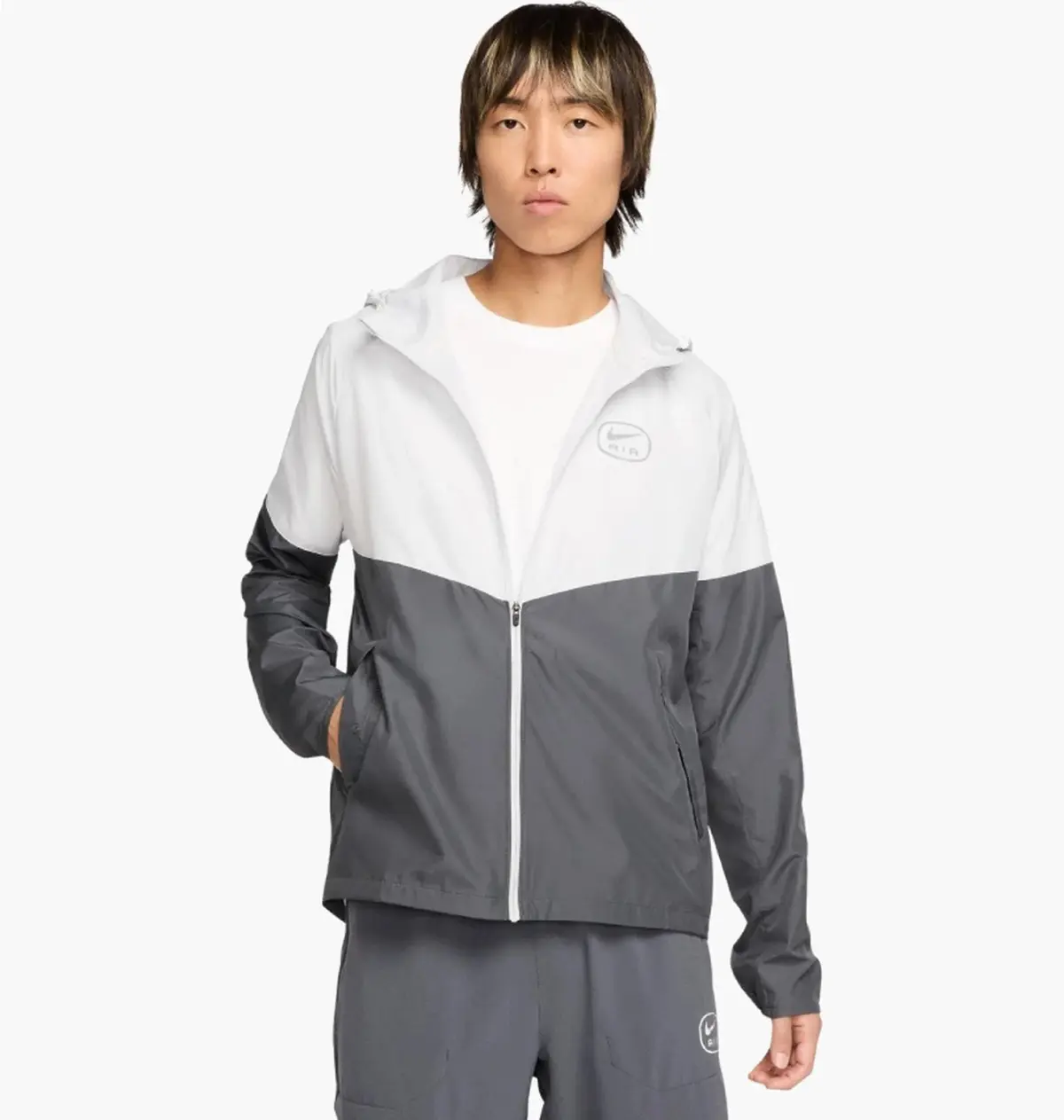 Вітровка чоловіча Nike Sportswear Air Run