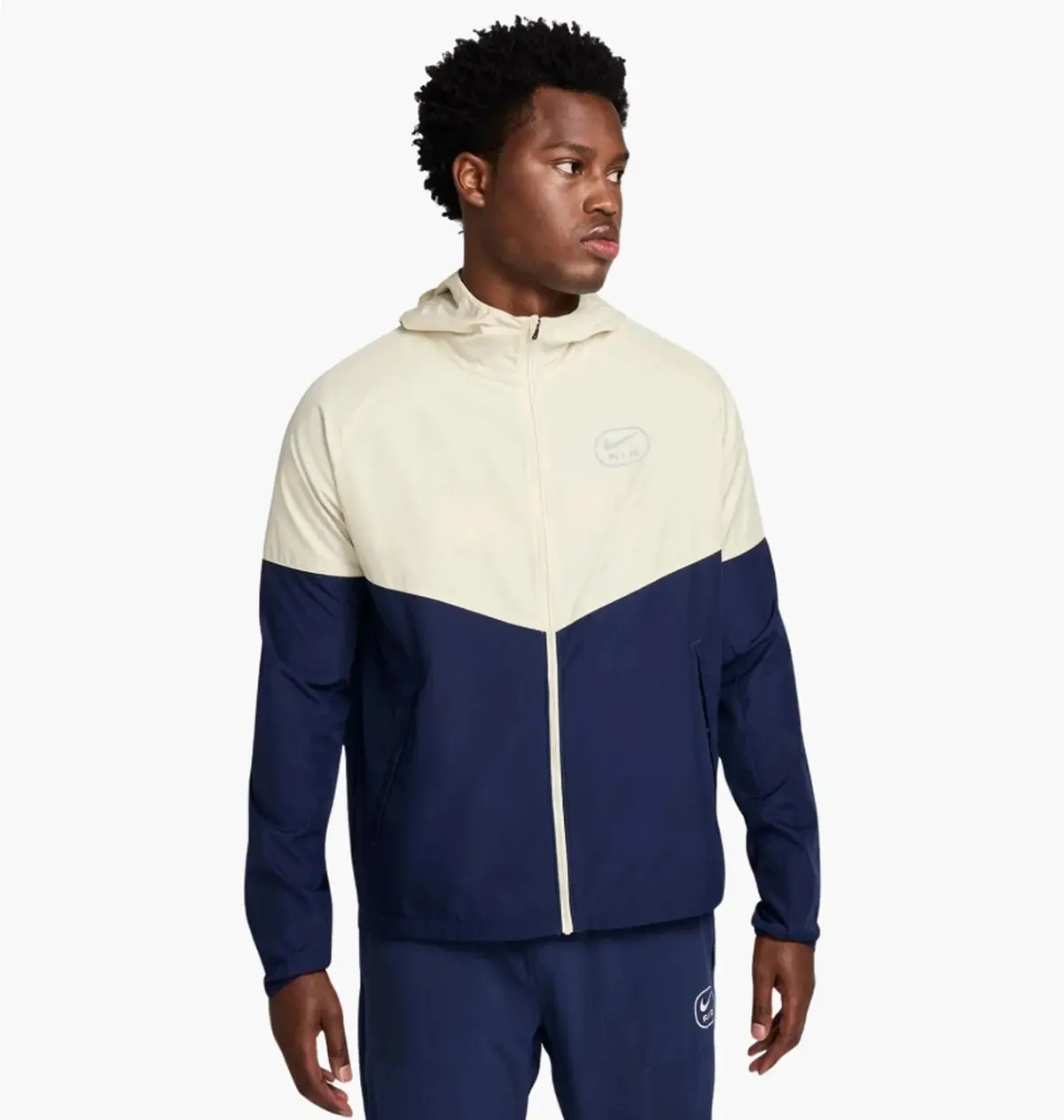Вітровка чоловіча Nike Swoosh Air Run Jacket