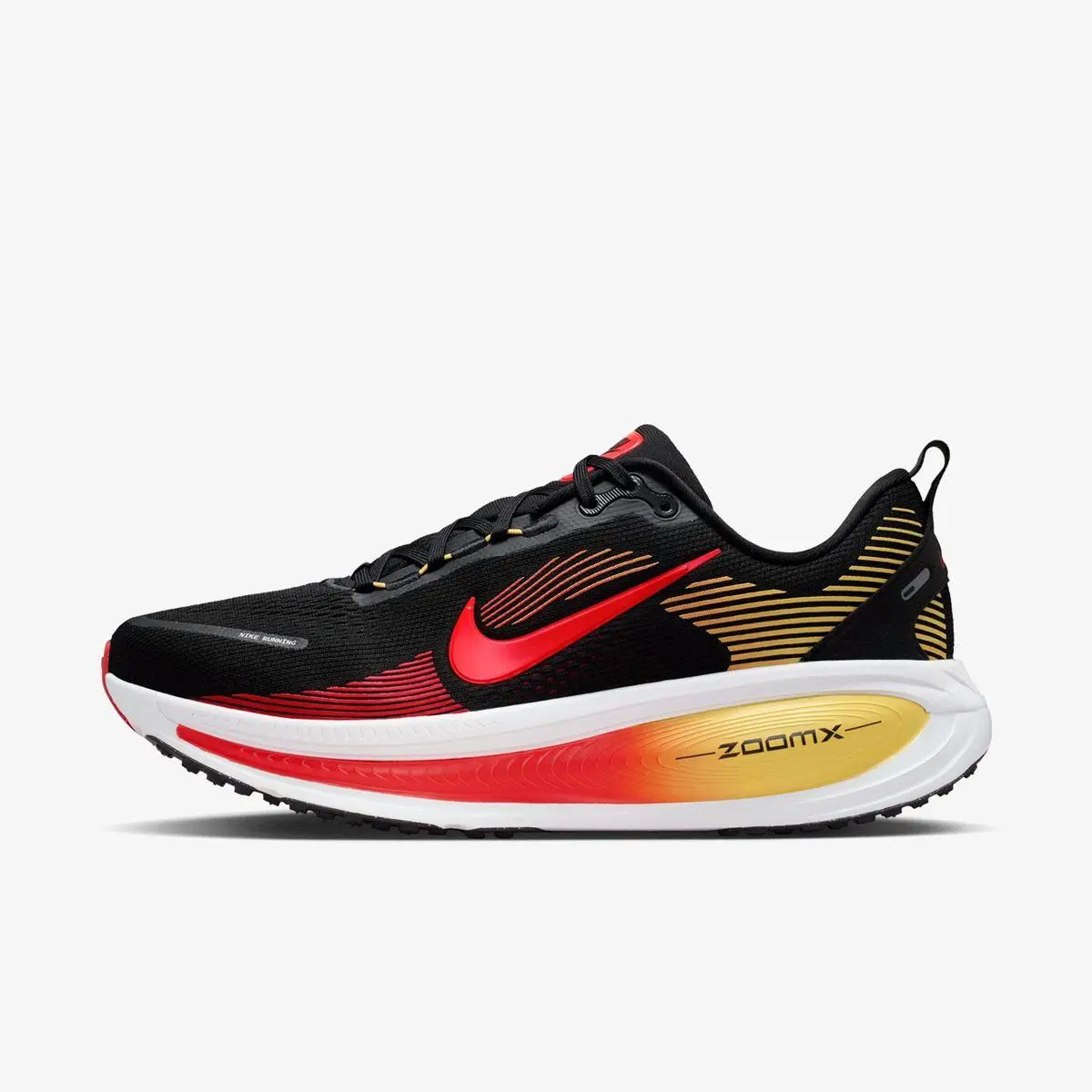 Кросівки чоловічі Nike Vomero 18 Topaz Gold / Bright Crimson жовті HM6803-016