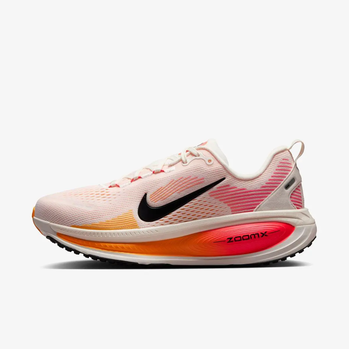 Кросівки жіночі Nike Vomero 18 білі HM6804-100