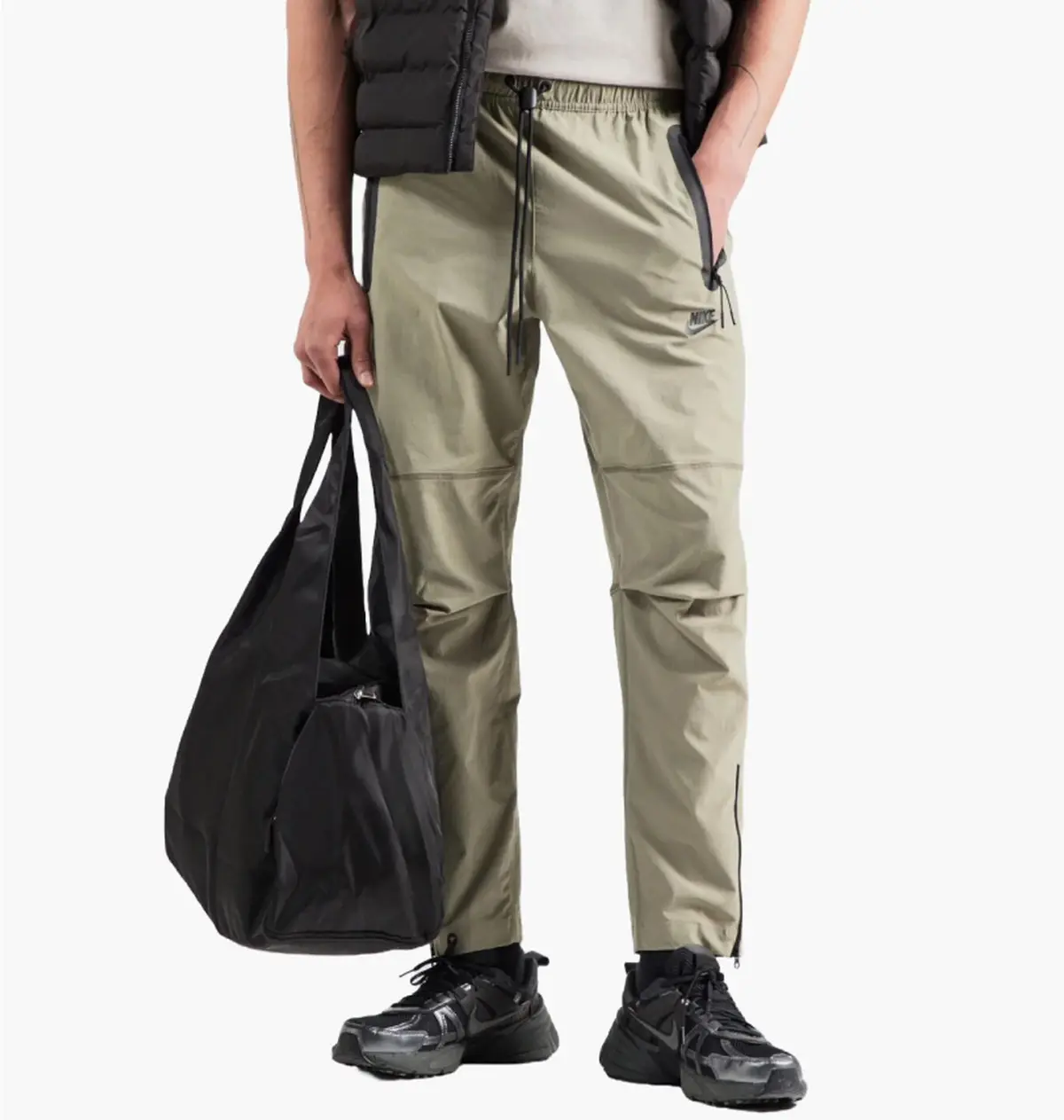 Брюки чоловічі Nike Tapered Jogging Suit