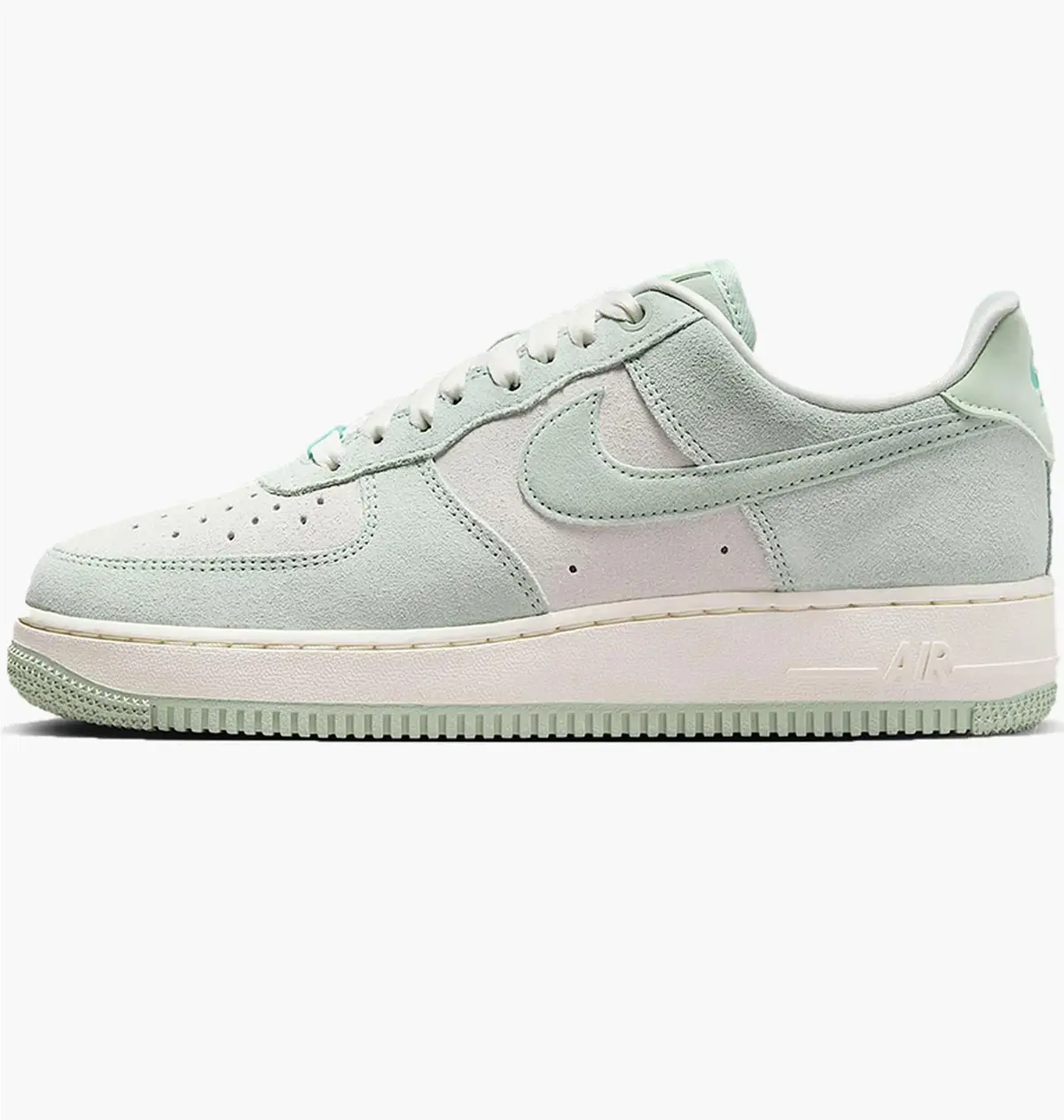 Кросівки жіночі Nike Air Force 1'07 Se W