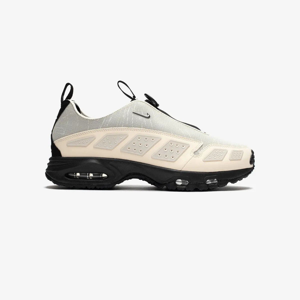 Кросівки жіночі Nike Air Max Sndr
