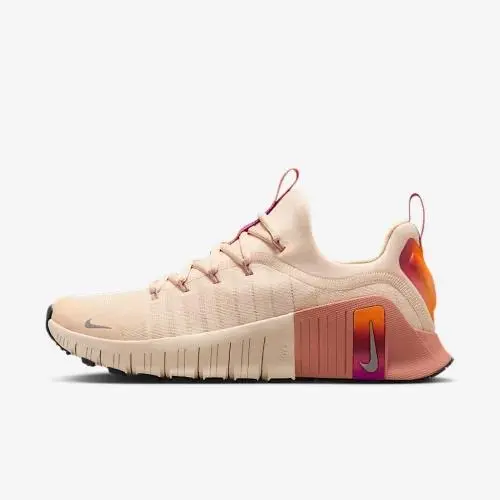 Кросівки жіночі Nike Free Metcon 6 Se