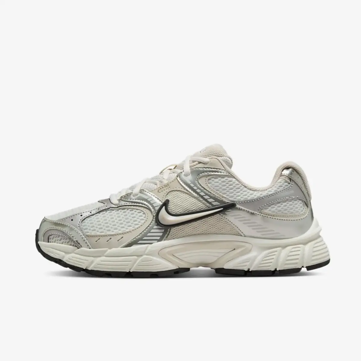 Кросівки жіночі Nike V5 Rnr