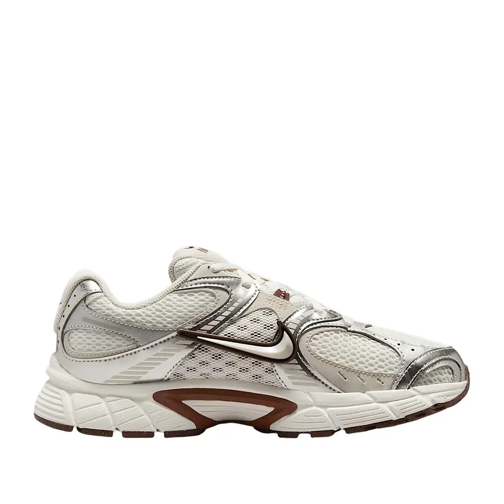 Кросівки жіночі Nike W V5 Rnr