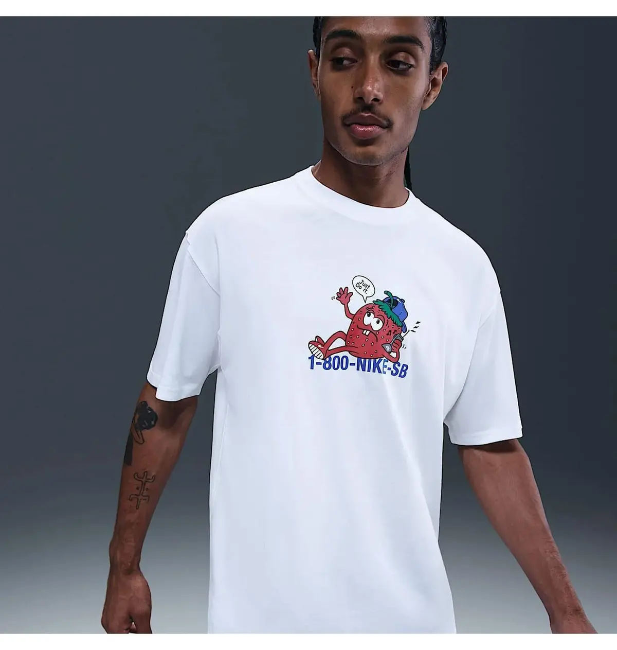 Футболка чоловіча Nike Sb Strawberry