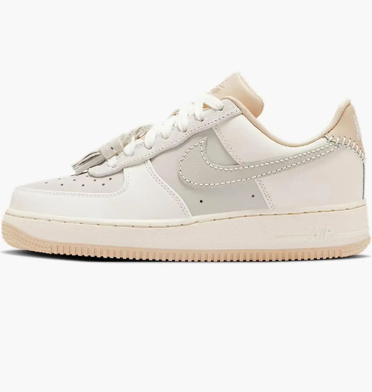 Кросівки жіночі Nike Air Force 1 07