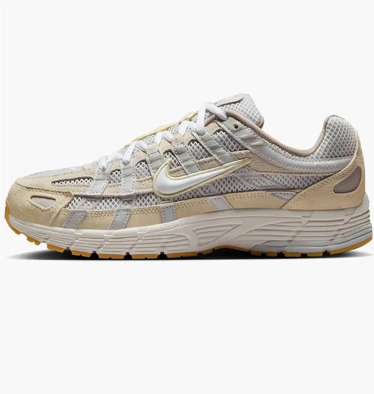 Кросівки жіночі Nike P-6000