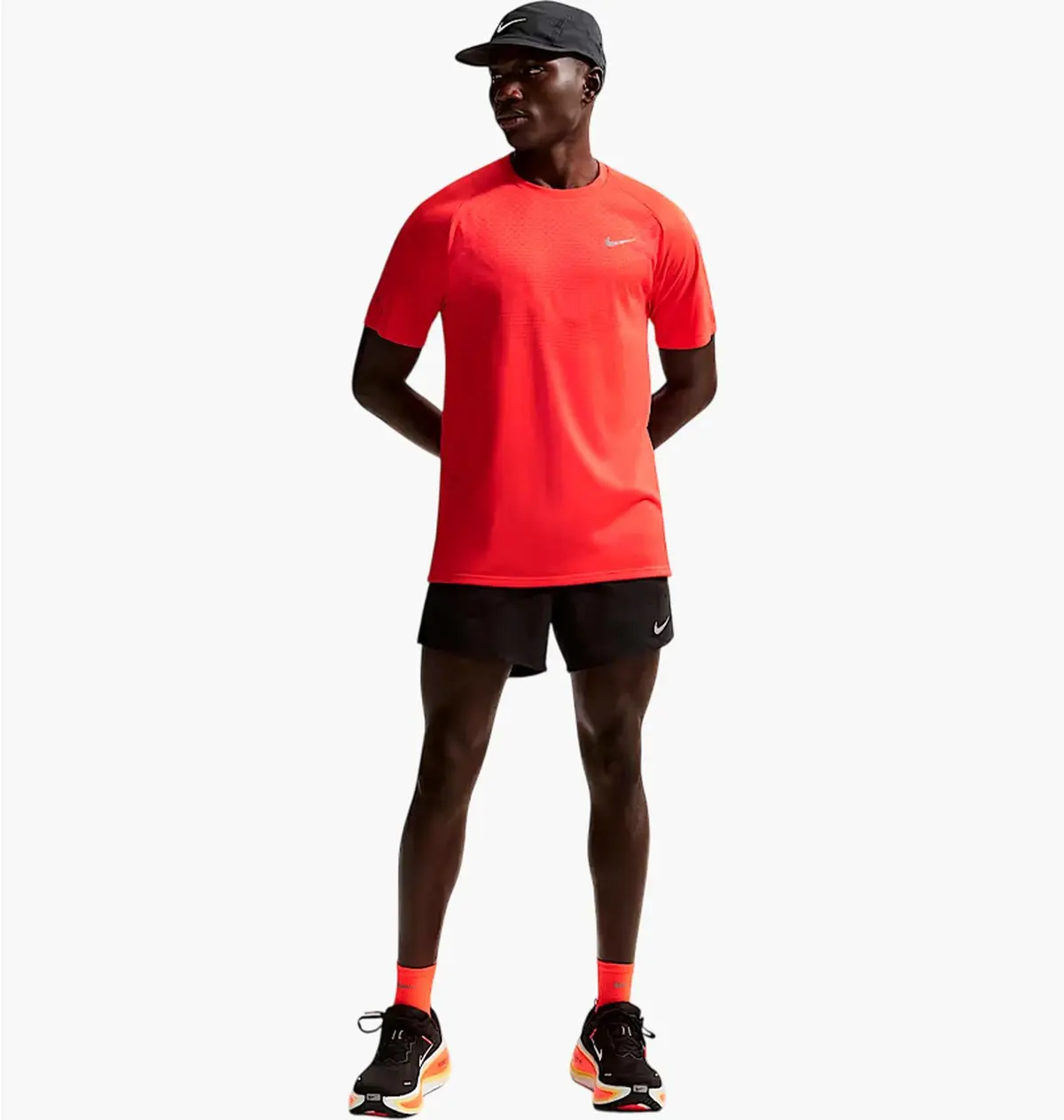 Футболка мужская Nike Stride красная HV5203-696
