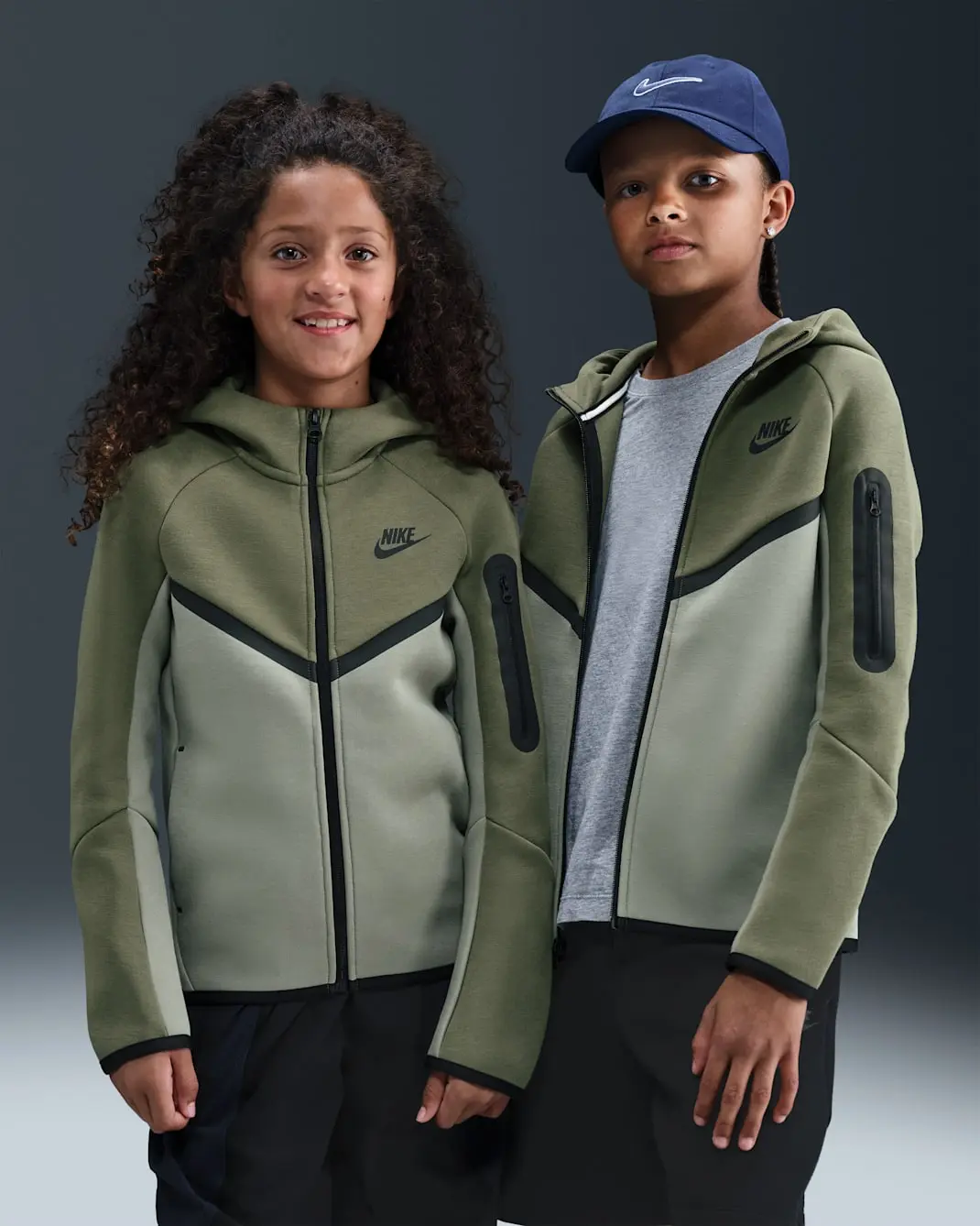 Свитер детской Nike Sportswear Tech Fleece
