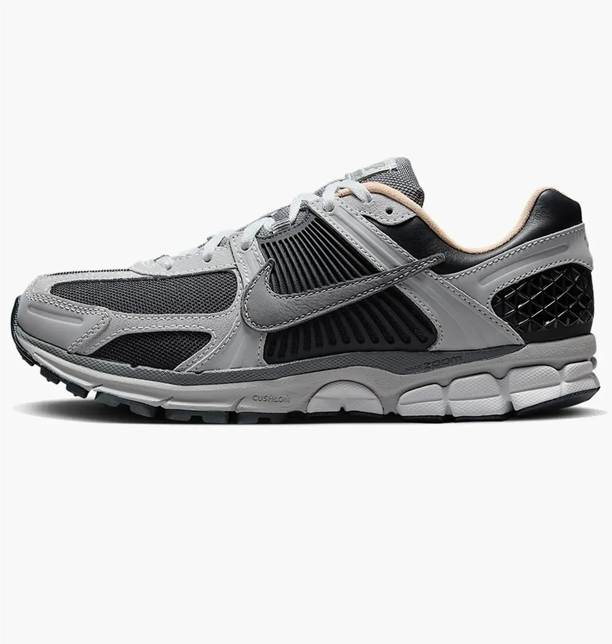 Кросівки чоловічі Nike Air Zoom Vomero 5