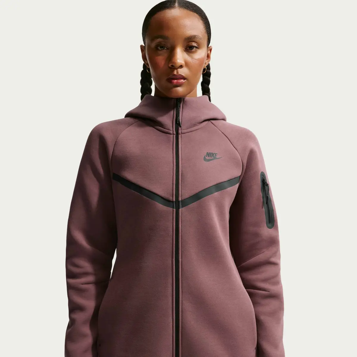 Брюки женские Nike Sportswear Tech Fleece Windrunner
