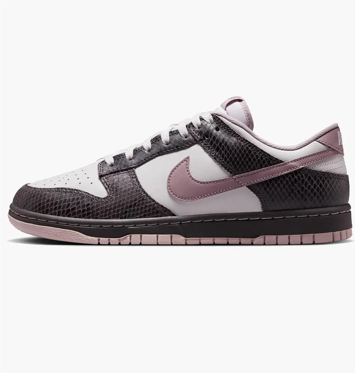 Кросівки жіночі Nike Dunk Low Se Skakeskin